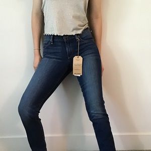 🍀 NWT Lucky Brand Sweet Straight Jeans Size 00/24